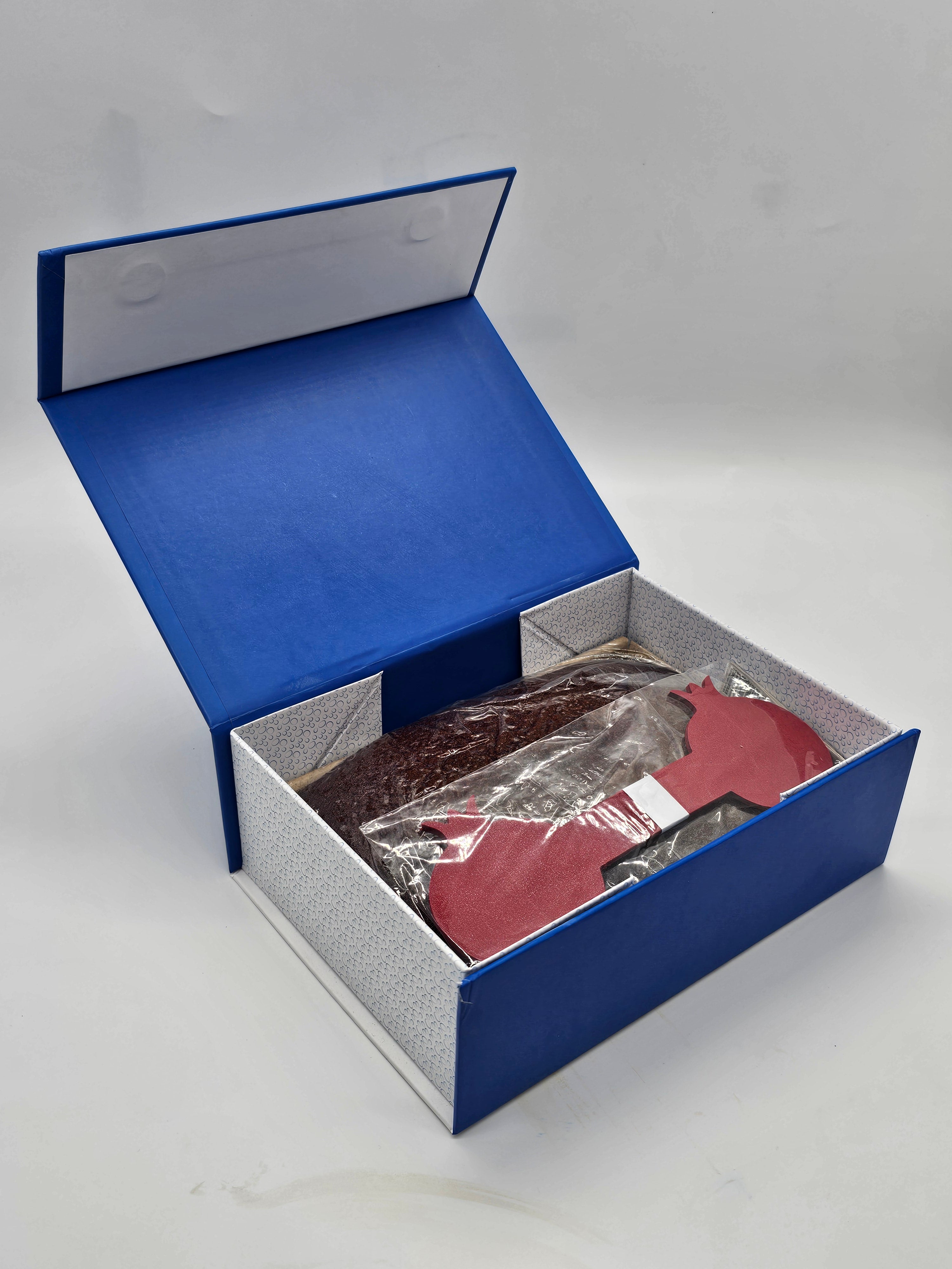 Honey Cake Gift Box
