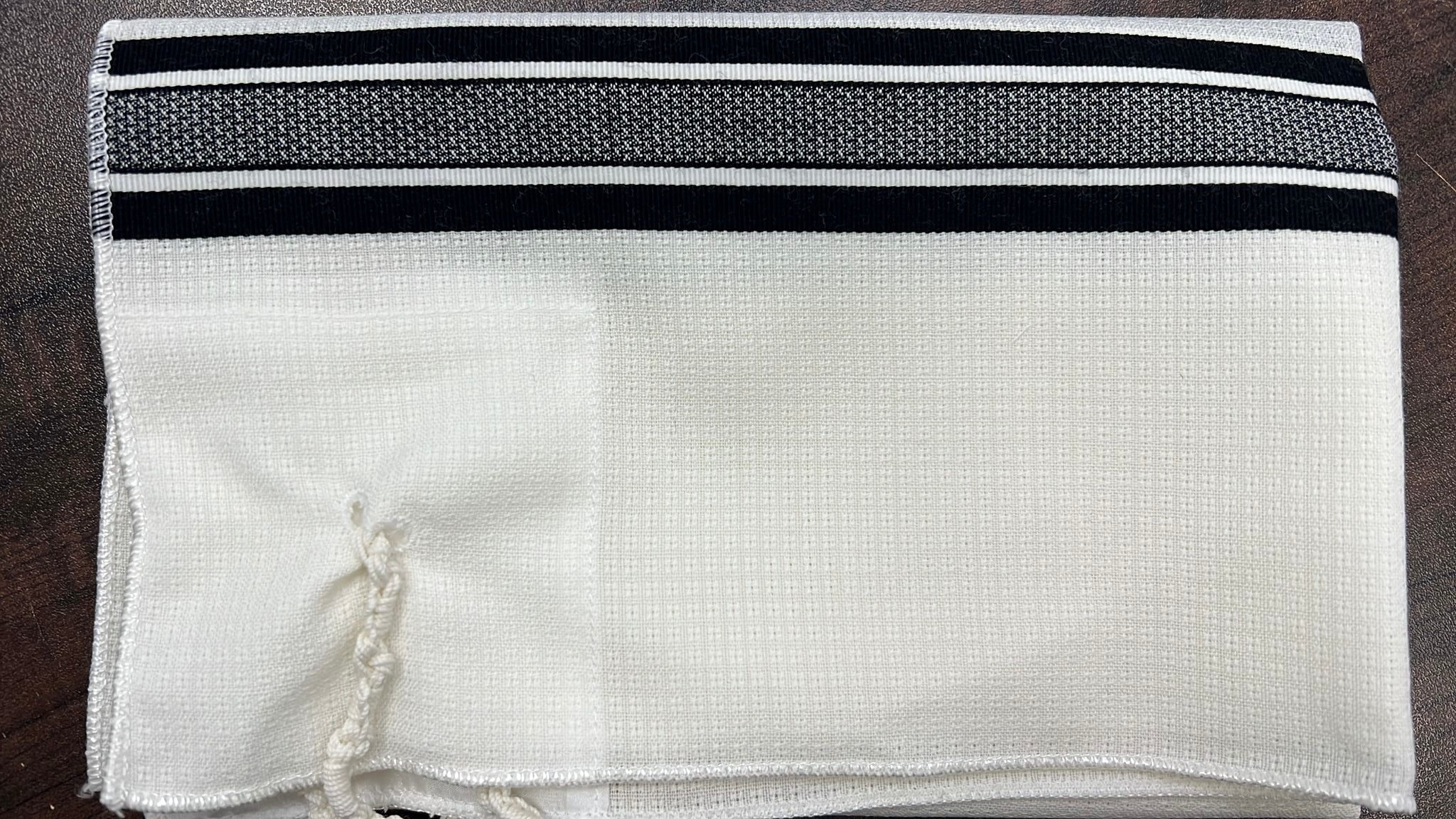 Ultra Lightweight Wool Tzitzis - Chabad - Silk Corners
